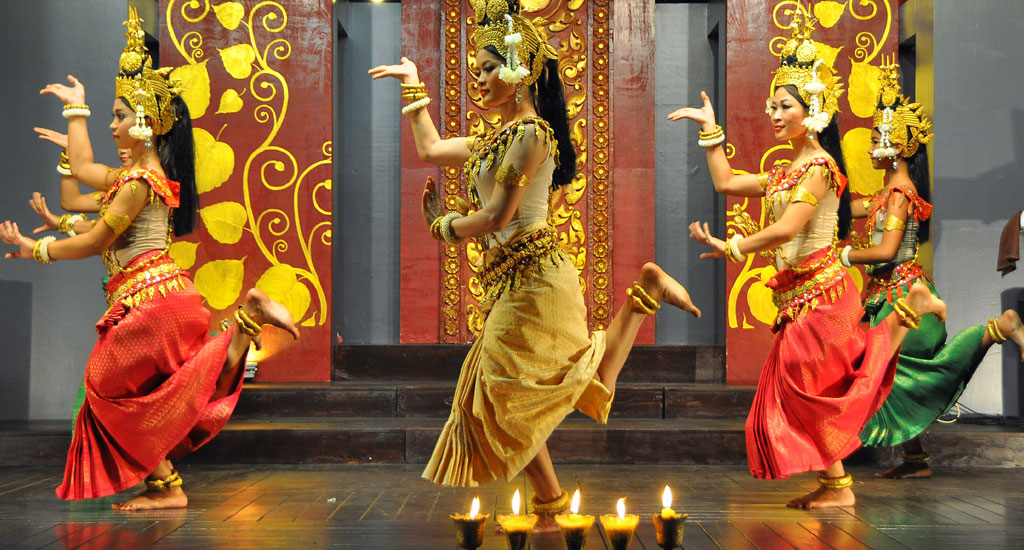 The-culture-ninght-robam-apsara-(Apsara-Dance) (1)