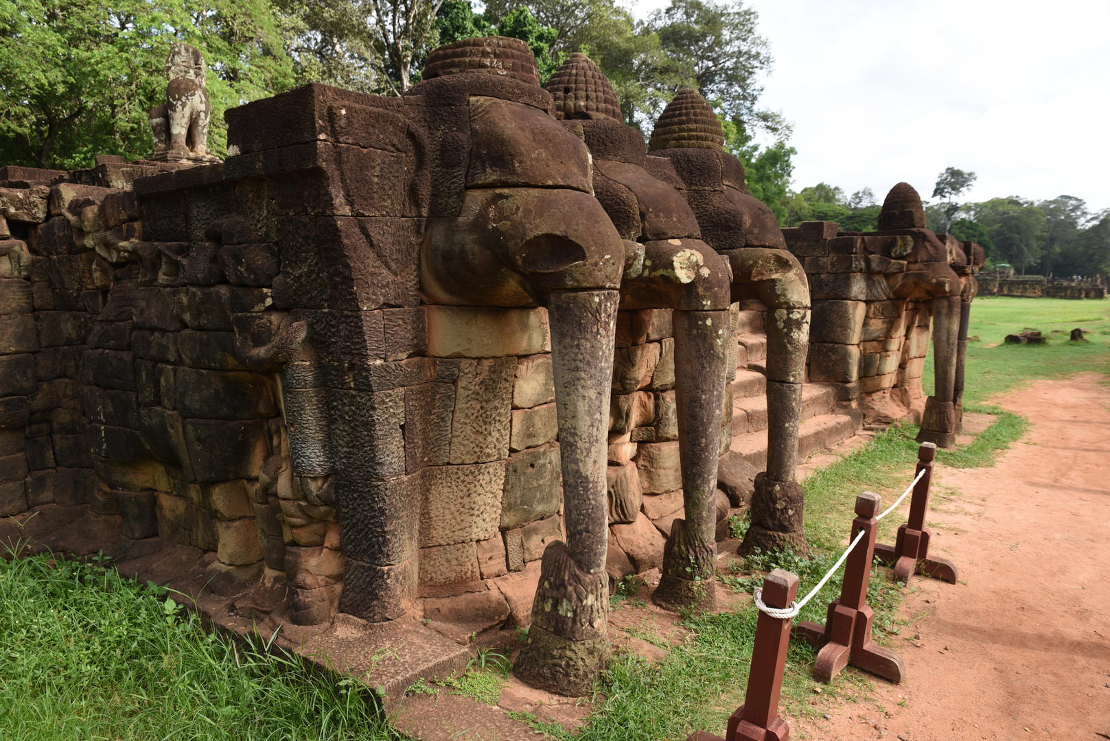 4-terrace-of-elephante