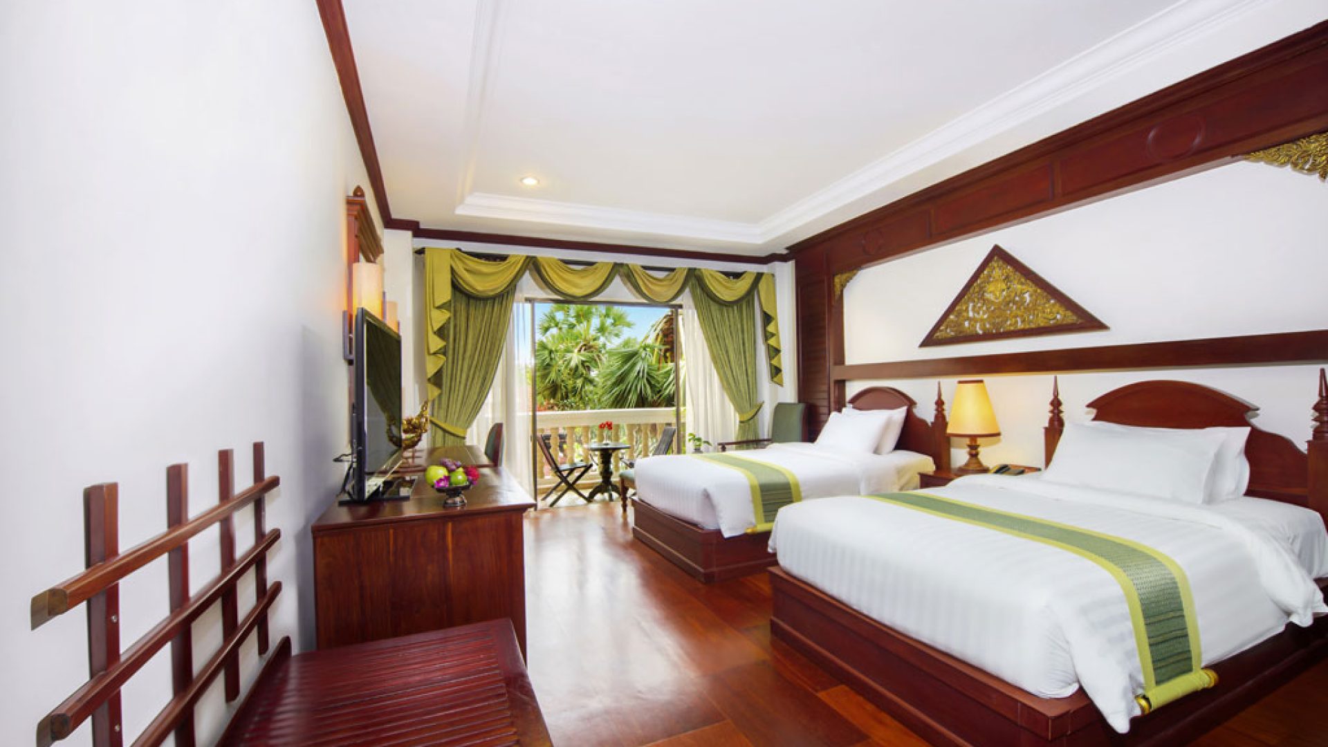 landmark-twin-pool-view-1